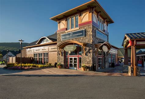 woodbury premium outlet fendi|fendi boutique woodbury.